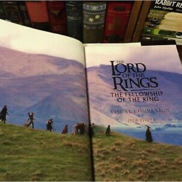 💝 The Lord of The Rings Fellowship Of The Ring Visual Companion by Jude Fisher - Picture 2 of 9
